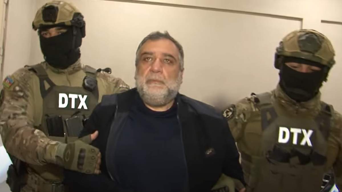 Azerbaycan'ın yakaladığı Ruben Vardanyan, terörün finansmanıyla suçlanıyor