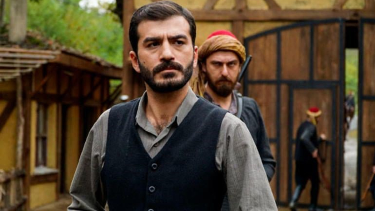 İstanbul'da silah sesleri yükseldi! Ufuk Bayraktar'ın kafesine silahlı saldırı düzenlendi