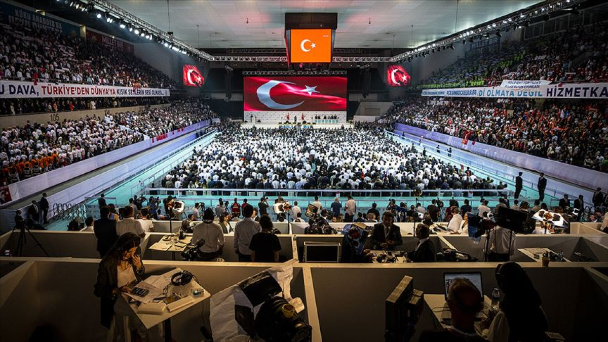 Siyasi partiler önümüzdeki günlerde kongrelerini yapmak için toplanacak