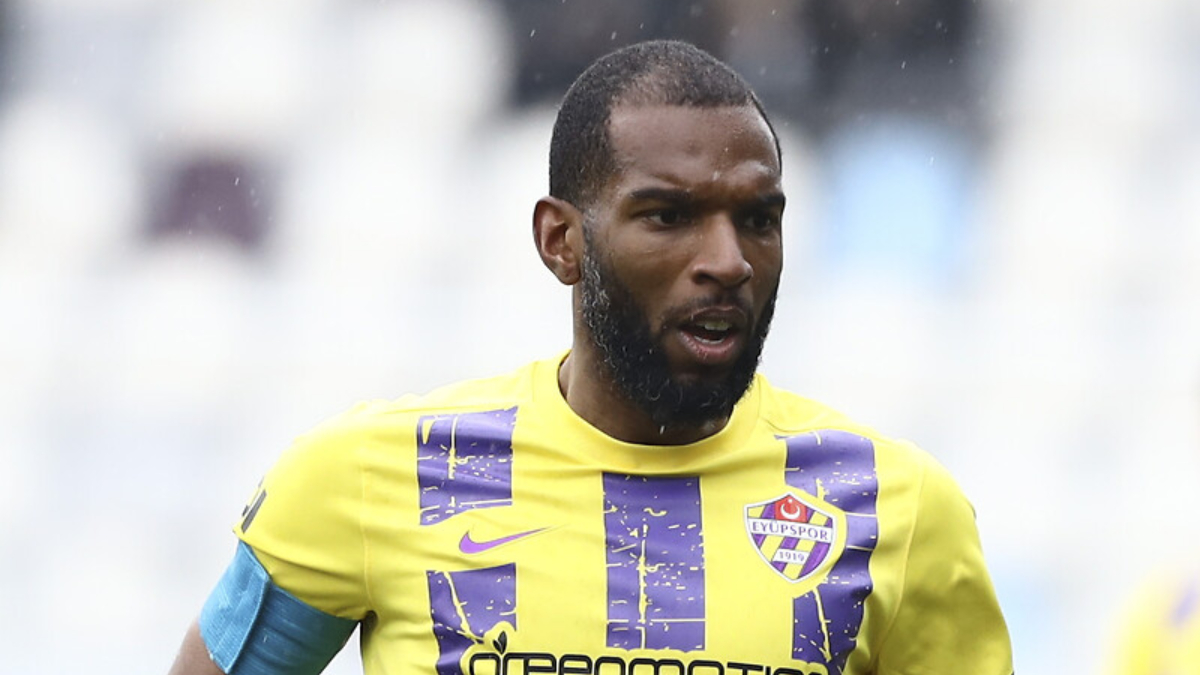 Eyüpspor, Ryan Babel ile yolların ayrıldığını açıkladı