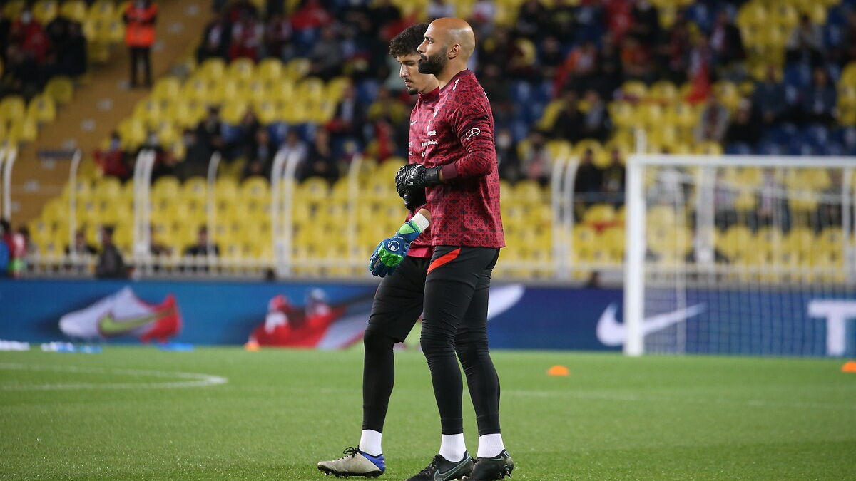 Sinan Bolat: Altay Bayındır, Türkiye'yi çok iyi temsil edecek