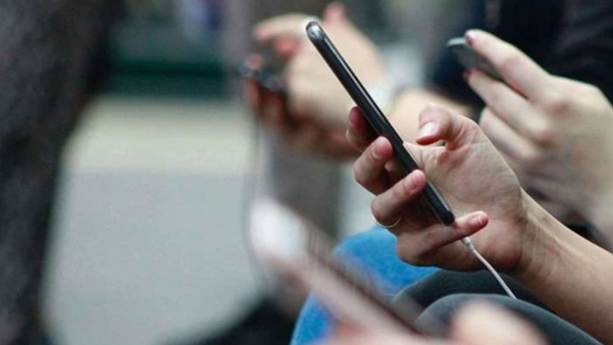 Gençlere vergisiz telefonda detaylar ortaya çıktı: Takip sistemi kurulacak