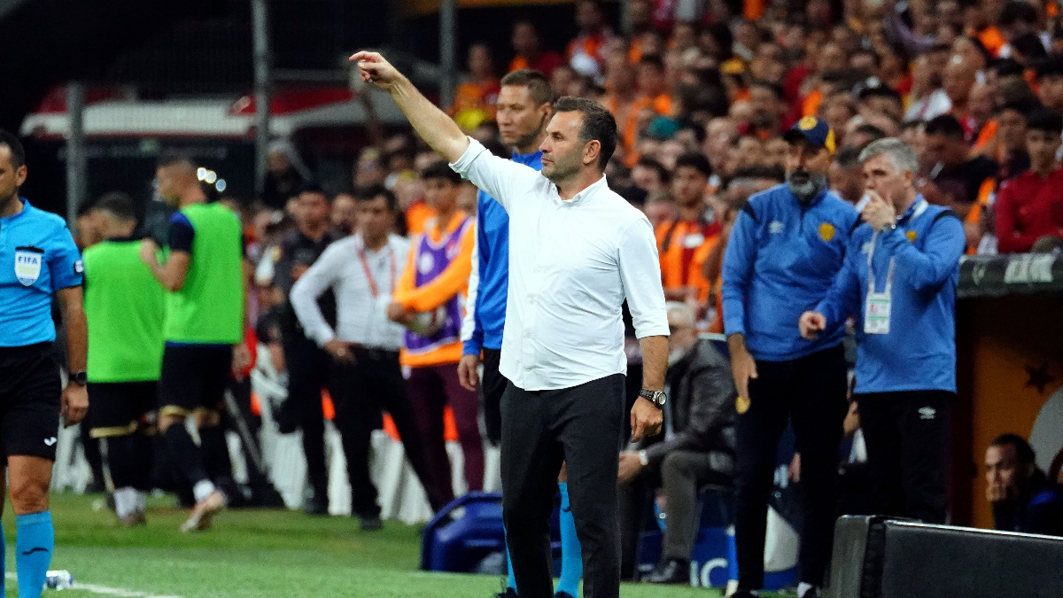 Okan Buruk: Şampiyonlar Ligi'nde de Galatasaray'ı göstermek istiyoruz