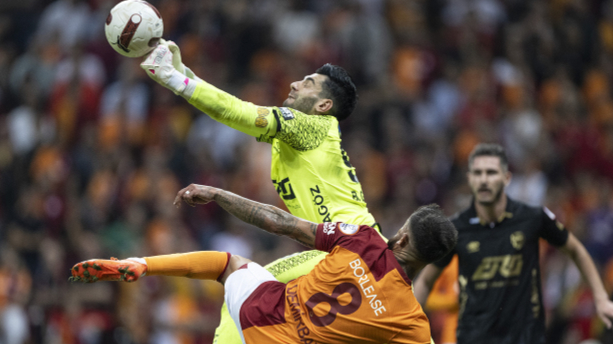 Bahadır Han Güngördü, Galatasaray karşısında kalesinde devleşti
