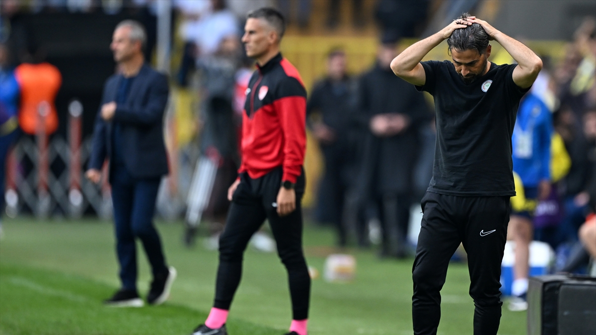 İlhan Palut: En zor durumda kaldığımız maçtı