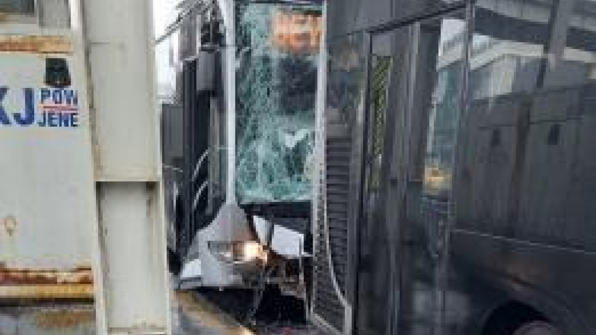 İstanbul'da metrobüs kazası