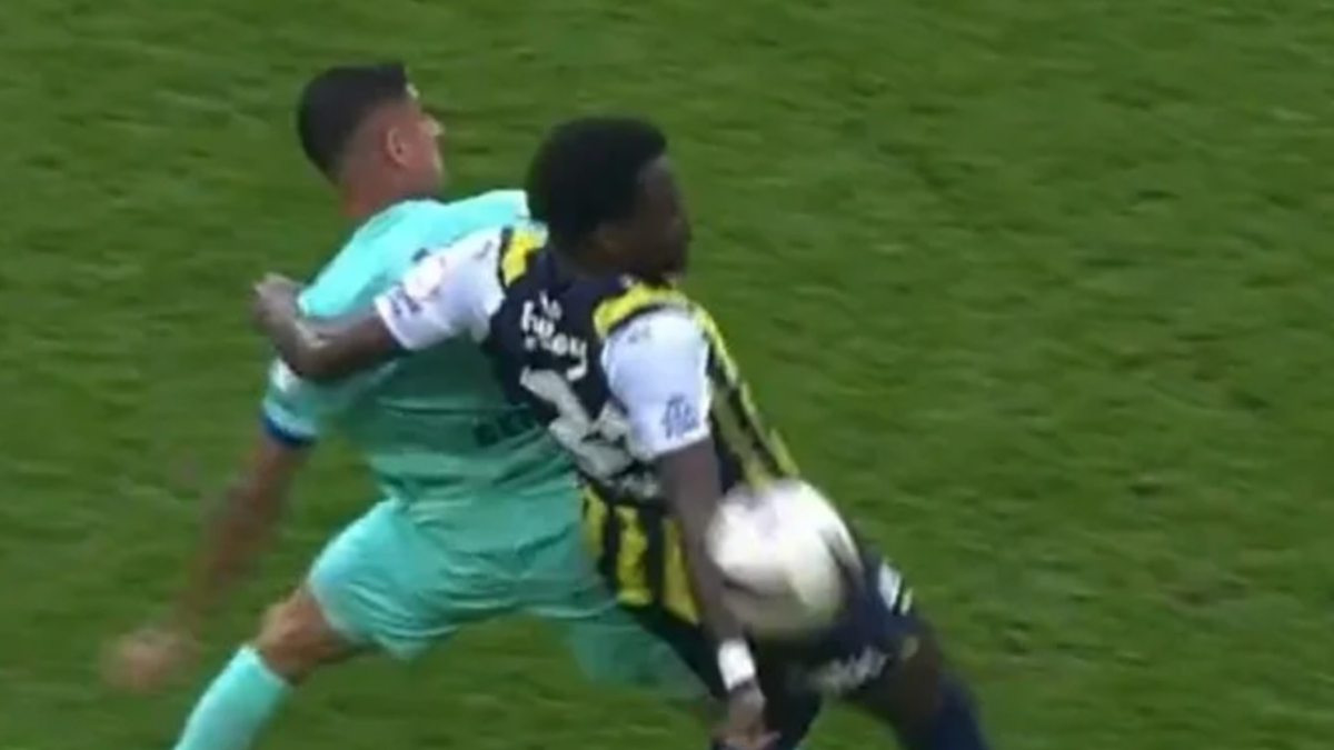 Edin Dzeko'nun golü, VAR'dan döndü