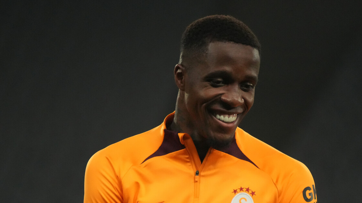 Okan Buruk'tan Wilfried Zaha kararı! Manchester United maçında oynayacak mı