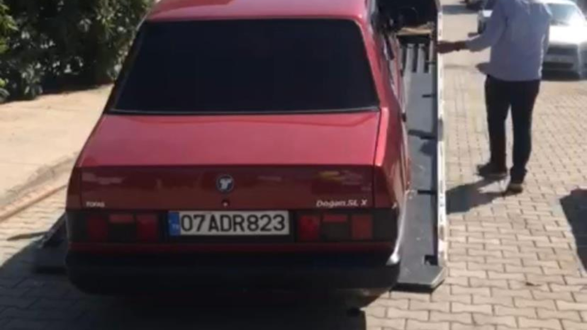 Antalya'da 15 yaşındaki sürücüye 13 bin lira ceza kesildi