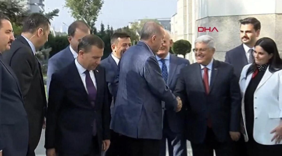 Cumhurbaşkanı Erdoğan AK Parti Genel Merkezi'ne geldi