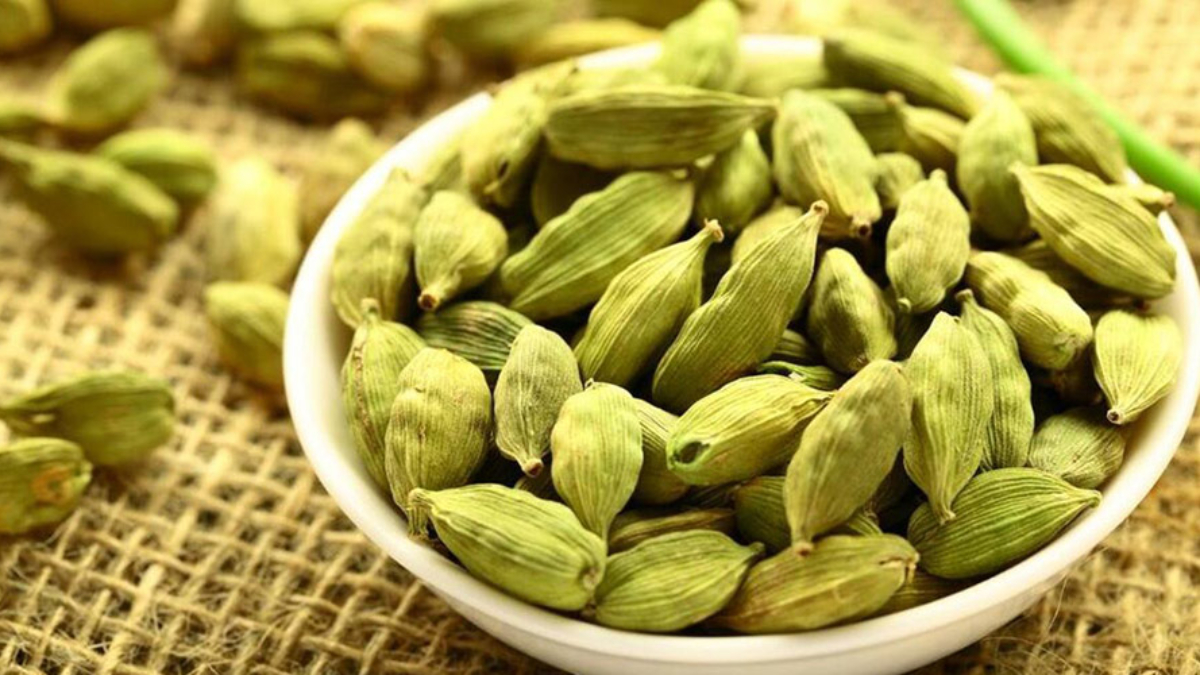 Faydalarını duyan aktara koşuyor! Doğanın bize sunduğu hazine: Kakule bitkisinin faydaları nelerdir?