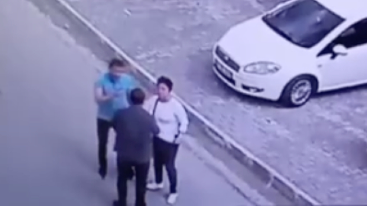 Kahramanmaraş'ta bir çift çocuklarını uyaran öğretmeni darbetti