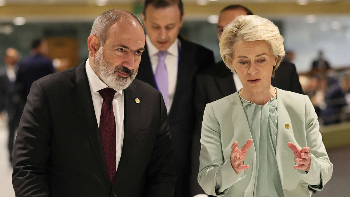 Leyen ve Paşinyan'dan ortak açıklama: AB ve Ermenistan omuz omuza