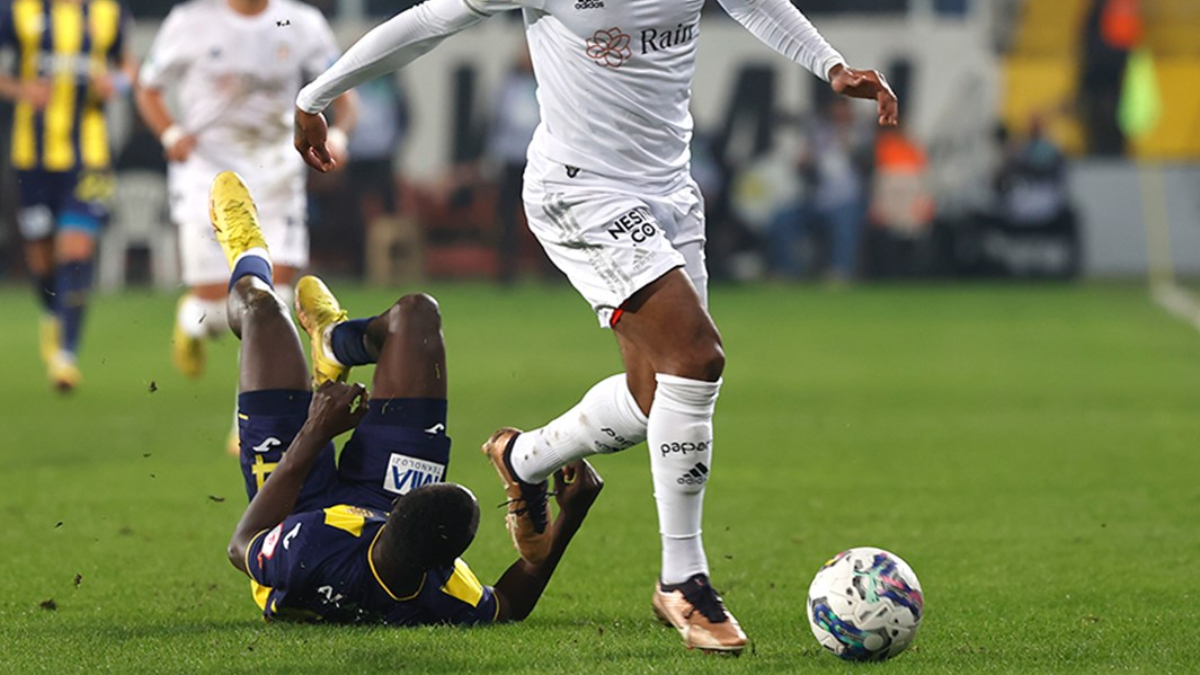 Beşiktaş bin pişman! Eski Beşiktaşlı yeni takımında şov yapıyor! 9 maç 4 Gol 2 Asist..