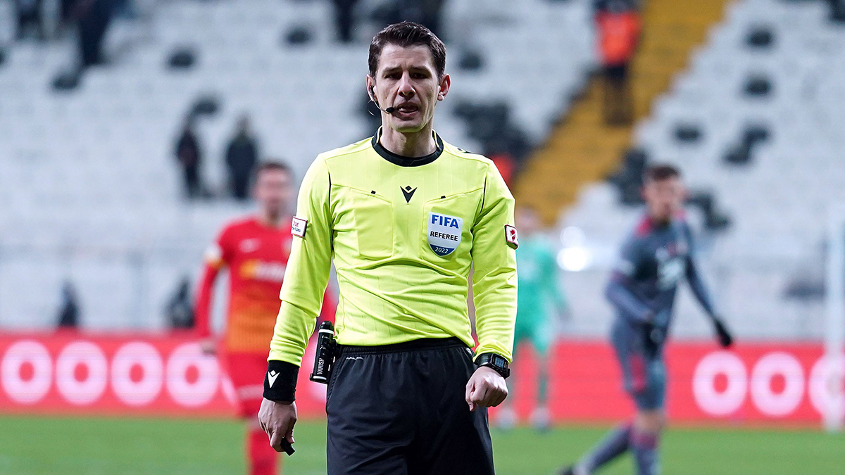 MHK onay verdi! Halil Umut Meler, Suudi Arabistan'da maç yönetecek