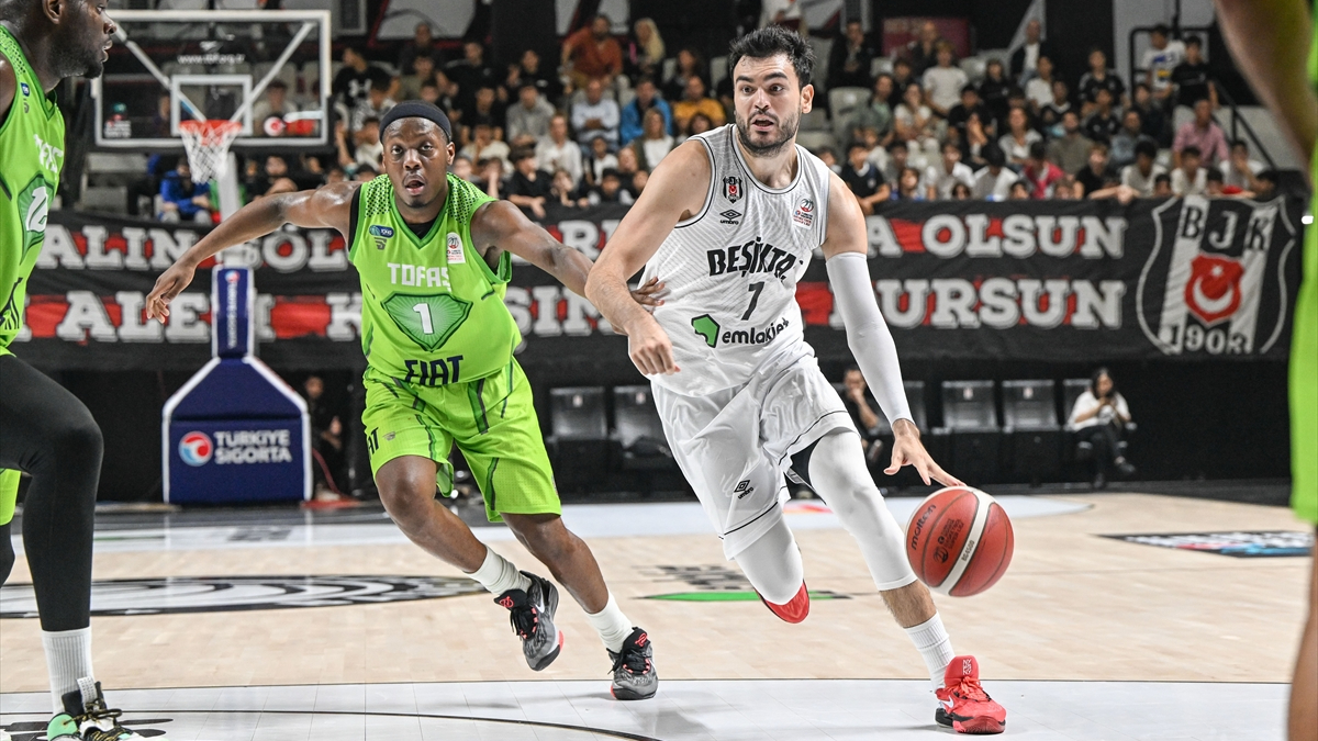 Beşiktaş ilk galibiyetini TOFAŞ karşısında aldı