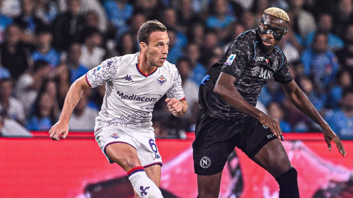 Napoli, Fiorentina'ya mağlup oldu
