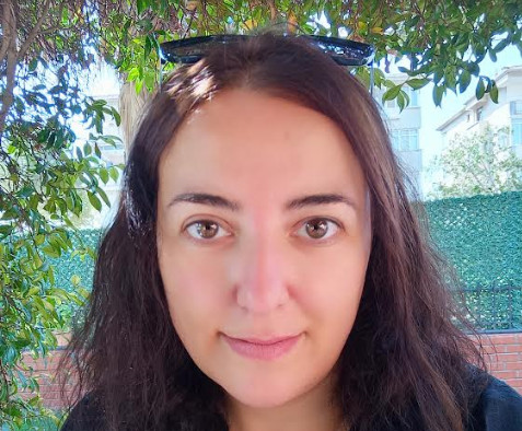 Çiğdem Aldatmaz, okurları yazarların gizli dünyalarına götürüyor