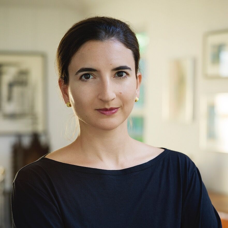 Anna Della Subin'nin heyecan verici, meydan okuyan kitabı: Kazara Tanrılar