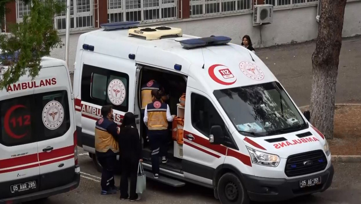 Amasya'da çiğ köfte yiyen öğrenciler hastaneye kaldırıldı