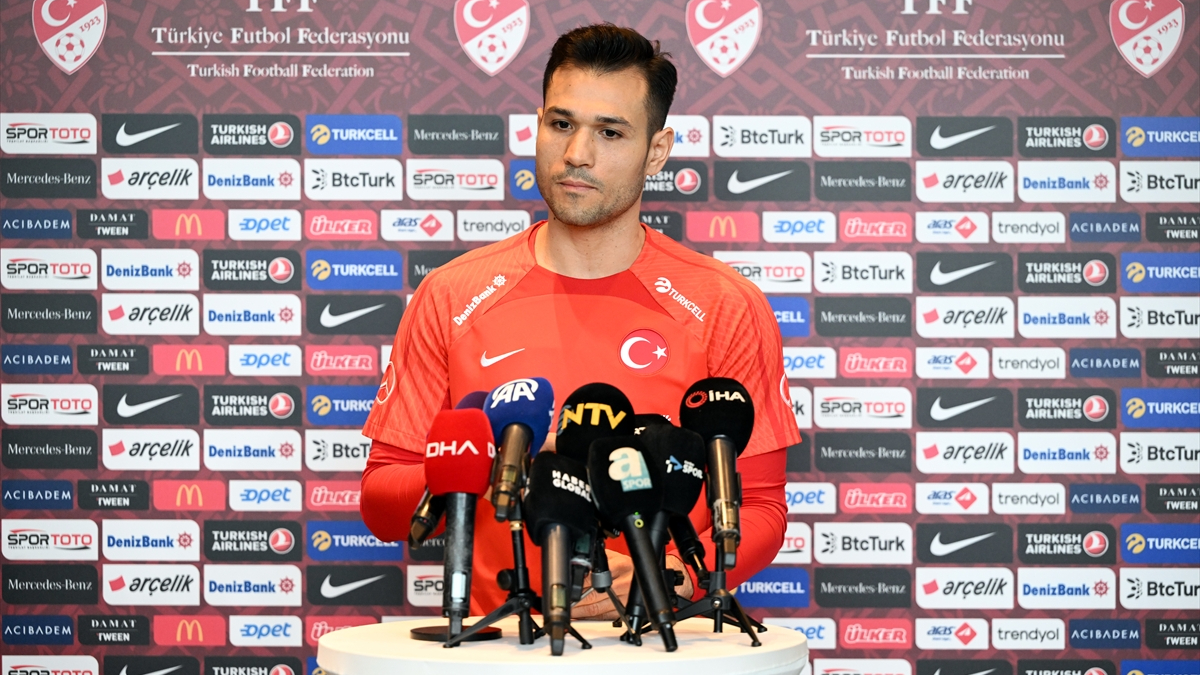 Ertaç Özbir: Montella'ya teşekkür ediyorum