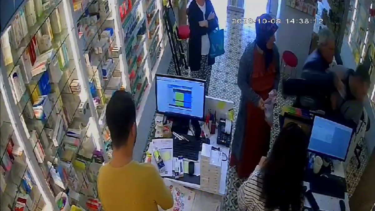 Esenyurt'taki eczanede alacak kavgası