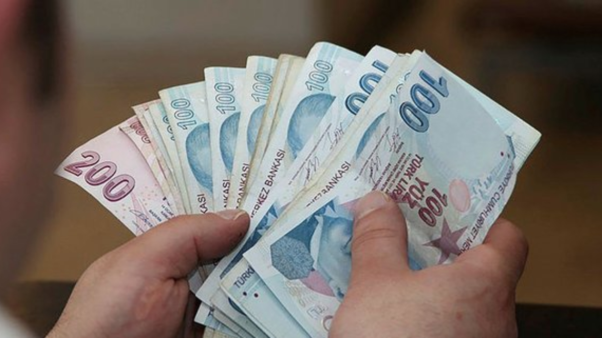 Kimler 5 bin TL ikramiye alacak? Çalışan emekliye ikramiye yatacak mı?
