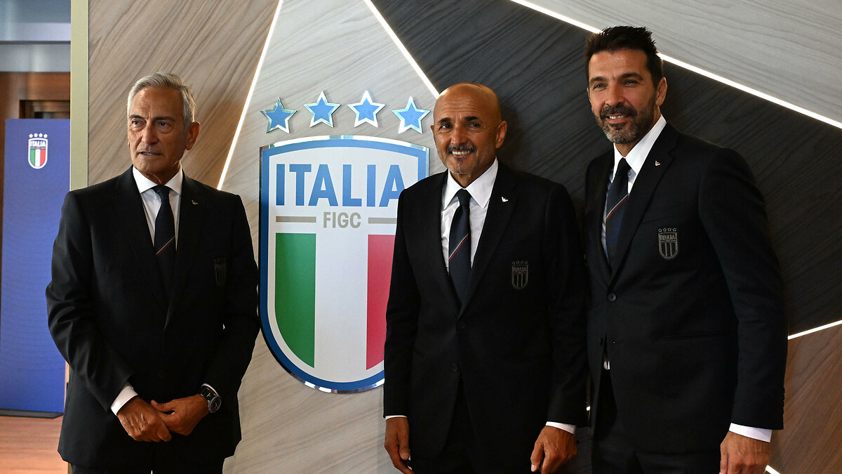 Gianluigi Buffon: Bizim için tarihi bir gün