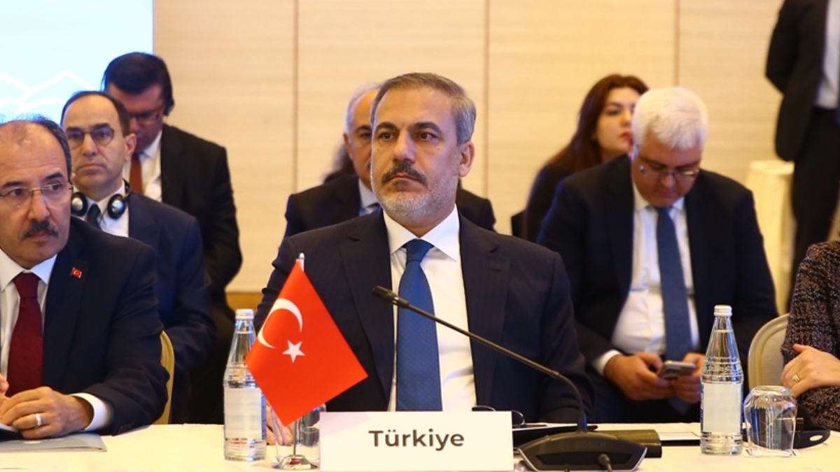 Dışişleri Bakanı Fidan, Şuşa'daki toplantıda mesaj verdi: Kafkasya'da fırsatları değerlendirmenin zamanı