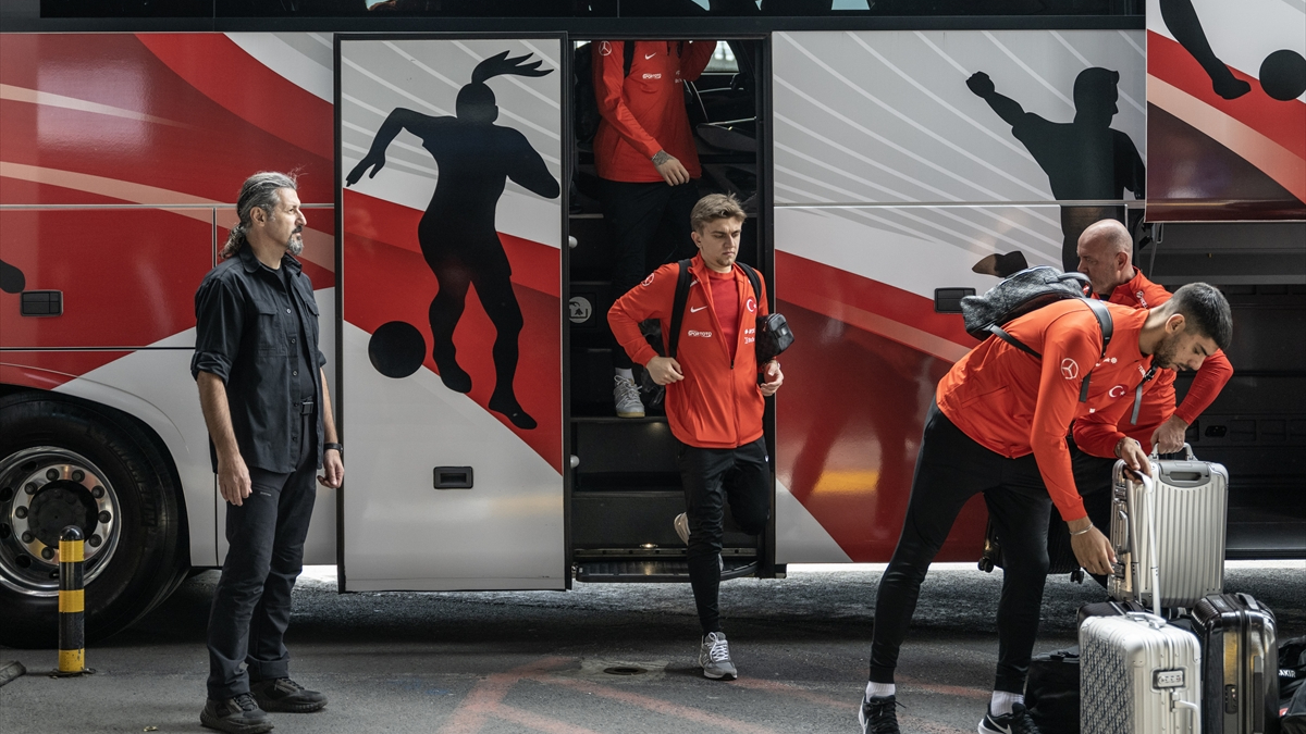 A Milli Futbol Takımı, Hırvatistan'a gitti