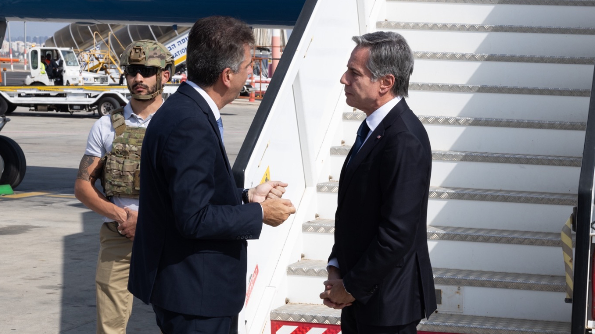 ABD Dışişleri Bakanı Blinken İsrail'de: 'Yanınızdayız' mesajı verdi