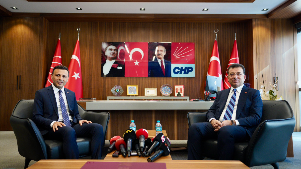 CHP'de değişim devam ediyor! Gözler İBB ile il yönetimi arasındaki ilişkiye çevrildi