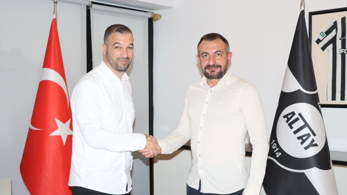 Altay'da teknik direktörlüğe Djilali Bahloul getirildi
