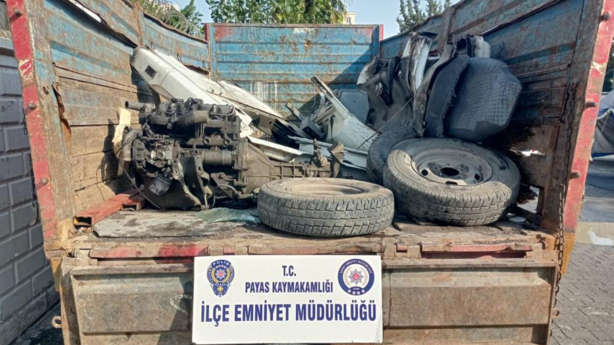 Hatay'da çalınan otomobilin parçaları bulundu