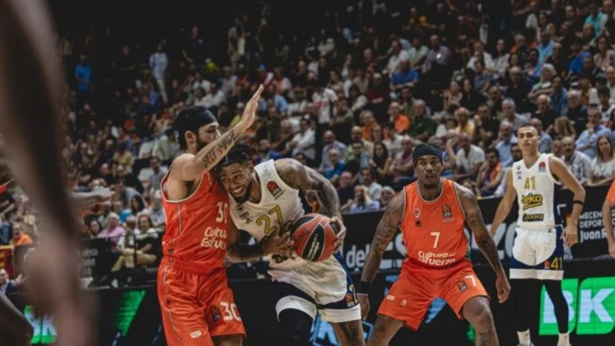 EuroLeague'de Fenerbahçe, Valencia'ya kaybetti