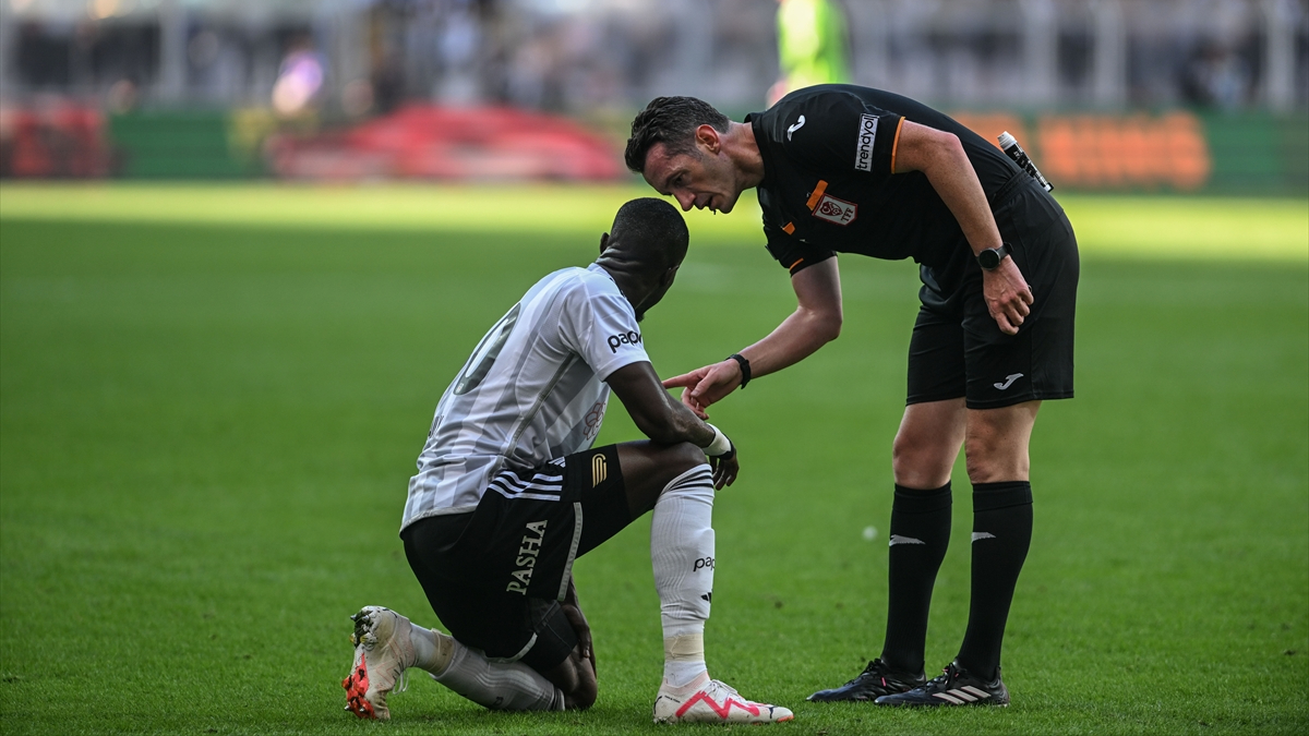 Beşiktaş'tan Eric Bailly'nin sakatlığına dair açıklama