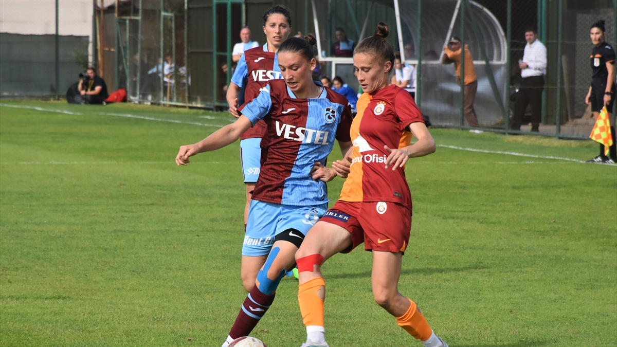 Galatasaray, Trabzonspor'u deplasmanda yendi