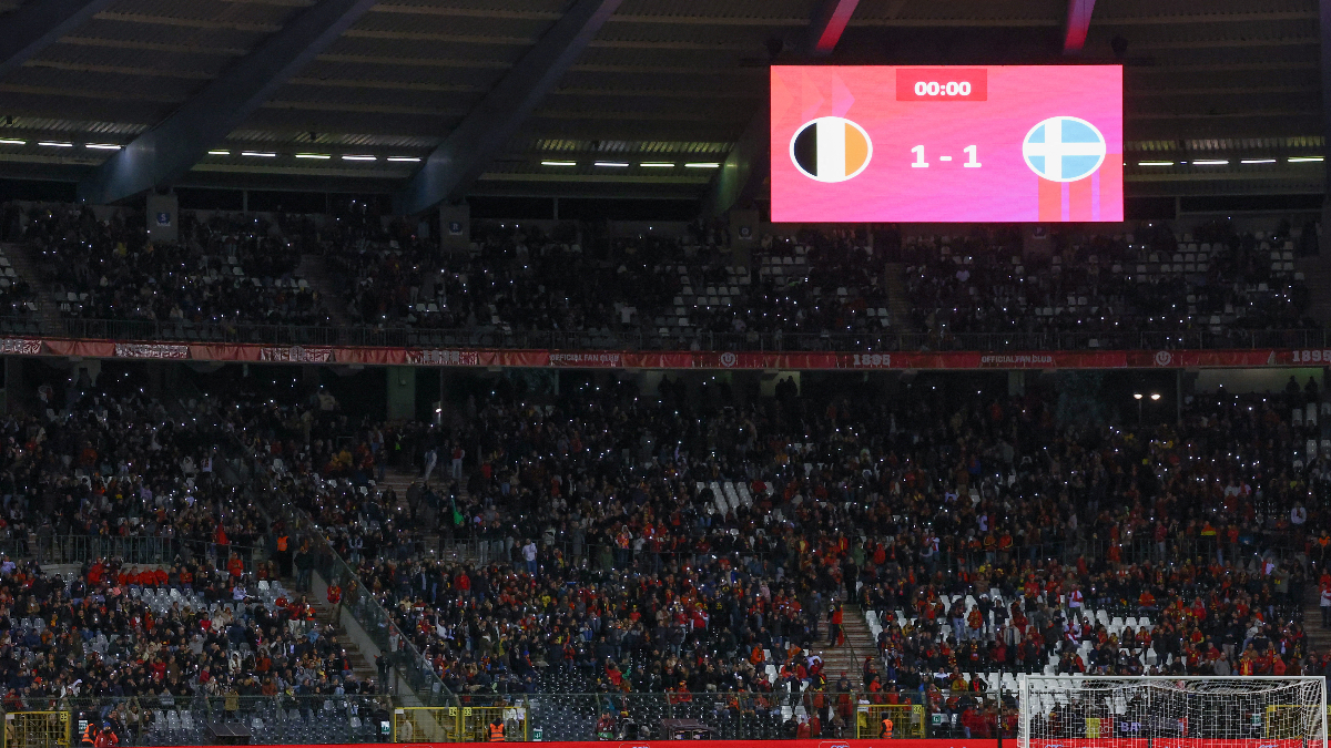 UEFA'nın Belçika - İsveç maçı kararı! Karşılaşma devam etmeyecek