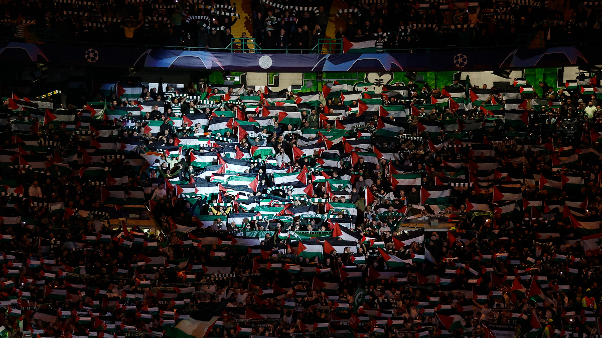 Celtic taraftarları, Şampiyonlar Ligi maçında Filistin bayrakları açtı