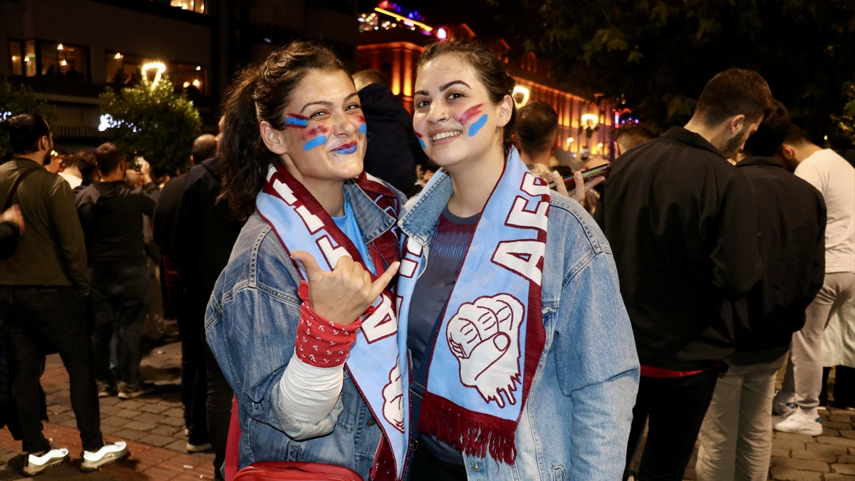 Trabzon'da Fenerbahçe galibiyeti kutlandı