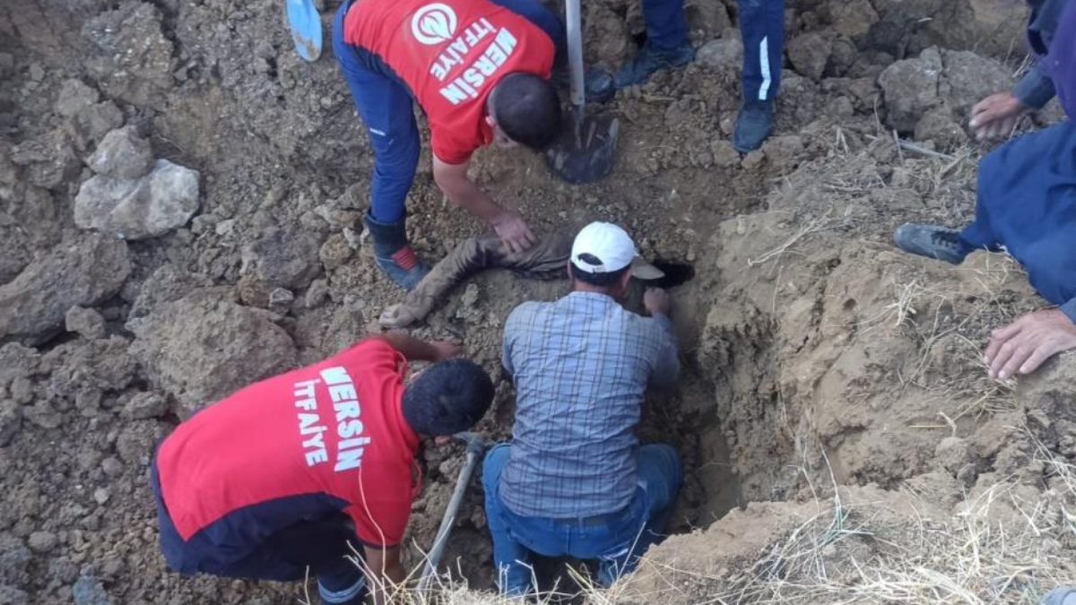 Mersin'de su kuyusu açarken göçük altında kalan 2 kişi öldü