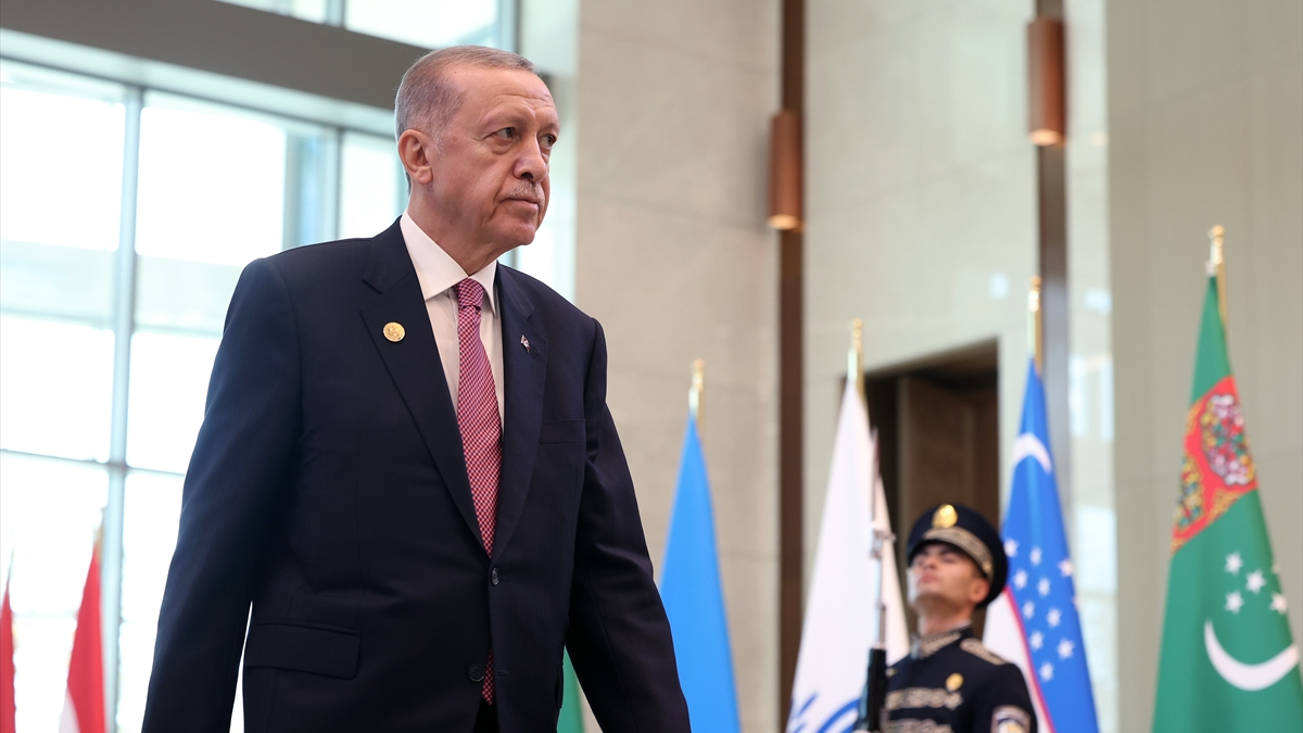 Cumhurbaşkanı Erdoğan'dan Müslüman dünyasına sesinizi çıkarın çağrısı