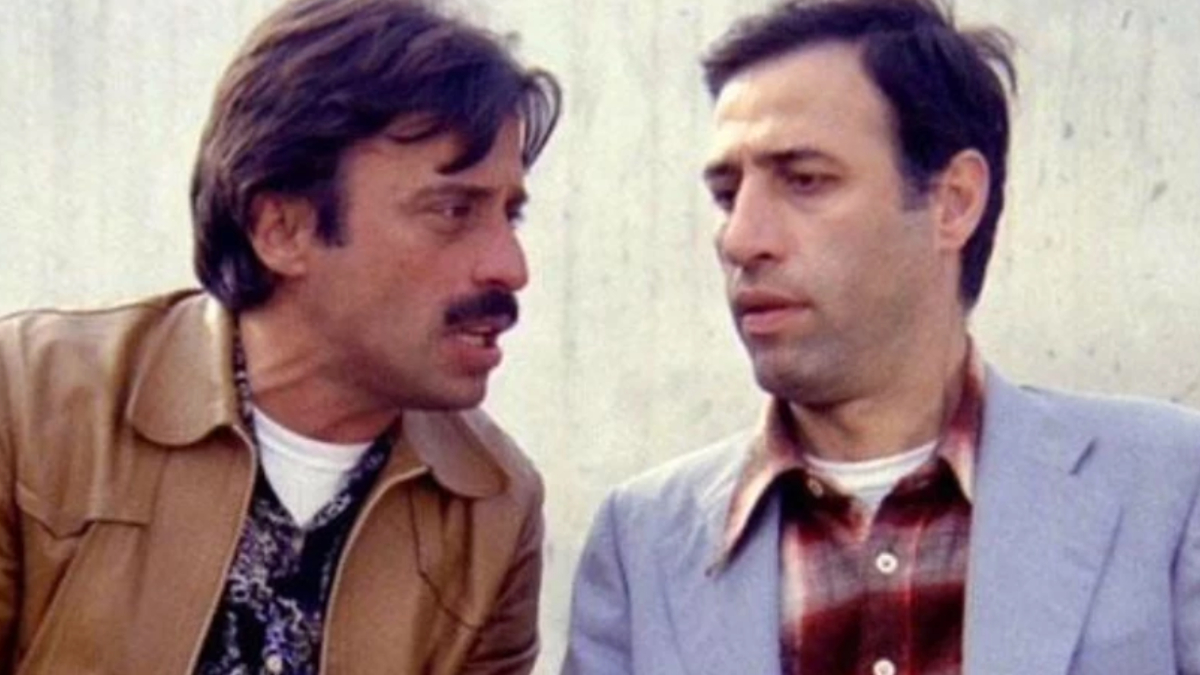 Eşi Yeşilçam yıldızı çıktı! Yedi Bela Hüsnü'nün Cemal'i bakın kimle evliymiş..