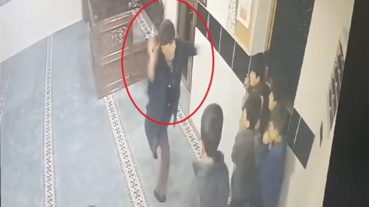 Diyarbakır'da camideki çocukları bıçakla tehdit eden adam gözaltında