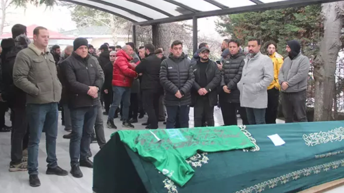 Serik Belediyesporlu oyuncu Mümin Talip Pazarlı, son yolculuğuna uğurlandı