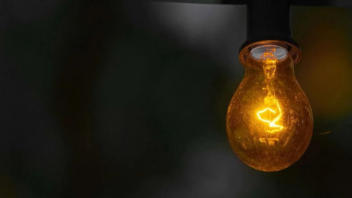 İstanbul'da elektrik kesintisi: O ilçelerde oturanlar dikkat, saatlerce elektrik olmayacak!