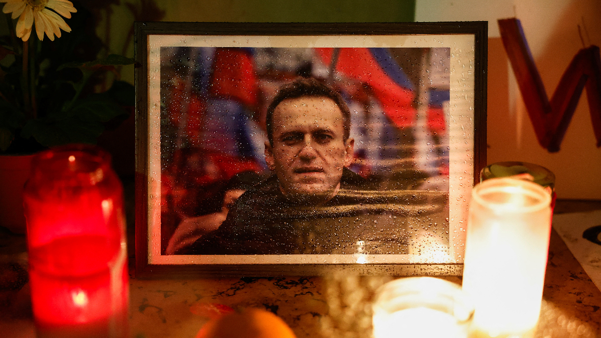 Aleksey Navalny'nin annesi Lyudmila: Oğlumun cesedini bana gösterdiler