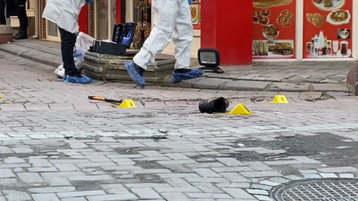 İstanbul'da arkadaşının kafasını kesip sokağa atan şüpheli: Hainlik yaptığı için kızdım