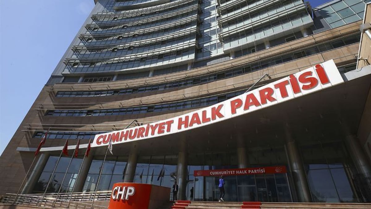 CHP'de meclis üyesi listeleri akrabalarla dolduruldu