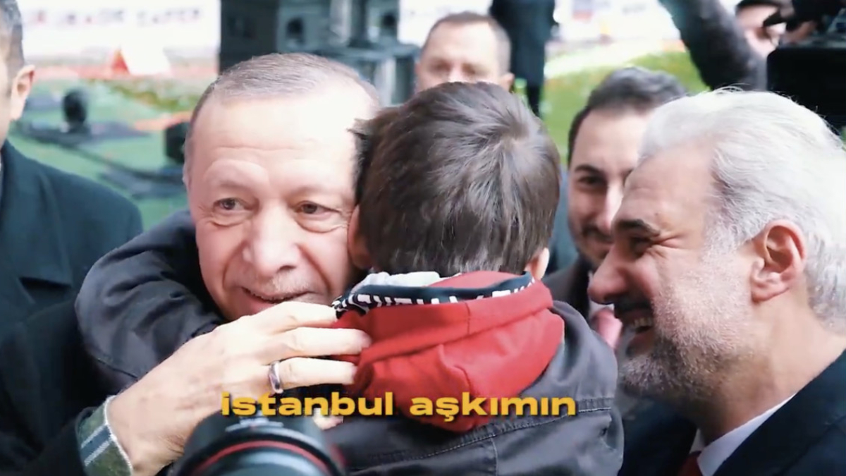 Osman Nuri Kabaktepe'den İstanbul paylaşımı: Seni Yazdım Kalbime